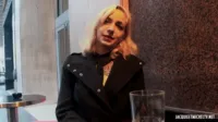Jacquie et Michel || Indecentes Voisines || French Sites - Victoria sur son lieu de travail (2017-03-14)