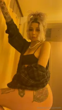 Ally Lotti / Dannygirlxo - Video