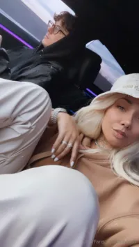 Ally Lotti / Dannygirlxo - Video