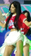 Tzuyu (Chiu Chú-jû) | Twice - Video
