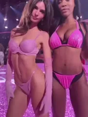 Emily Ratajkowski - Video #417848