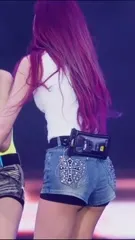 Yuna - ITZY (유나, Shin Yu Na) - Video #302646