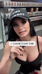 WWE's Paige / Saraya Bevis - Video