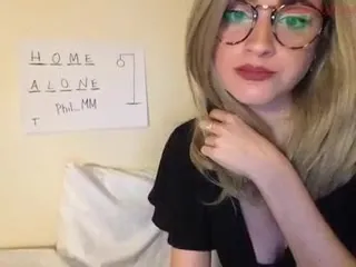 WaspGirl - 16062019 0127 myfreecams