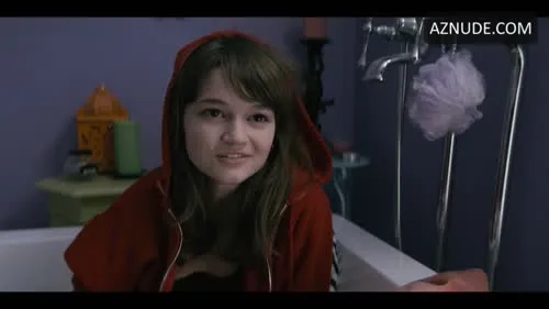 Ciara Bravo - Wayne 01x07 Bravo Maison UHD 01hd