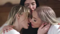 Jane Wilde - WebYoung - Jane Wilde, Melody Marks and Jazmin Luv - Shared hall pass