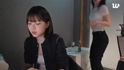 Kim Chaewon 김채원 [Le Sserafim] - Weverse