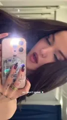 Dove Cameron - Video