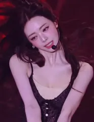Yuna - ITZY (유나, Shin Yu Na) - Video