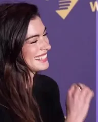 Anne Hathaway - Video