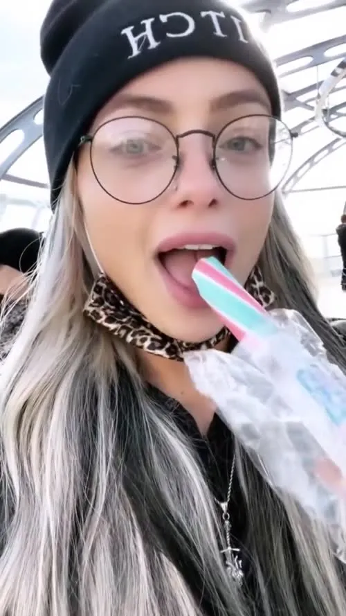 Liv Morgan - Video