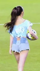 An Yujin 안유진 | YUJIN - Video #195132