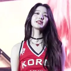 Jang Won-young / 장원영 WONYOUNG - Video #275311