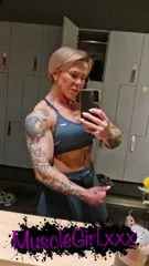 crazyxbody / musclegirlxxx - Video #403577