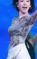 Sakura Miyawaki 宮脇 咲良 | LESSERAFIM - Video