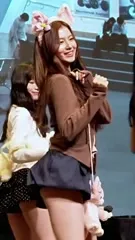 Minatozaki Sana (TWICE) - Video