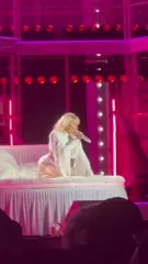 Sabrina Carpenter - Video