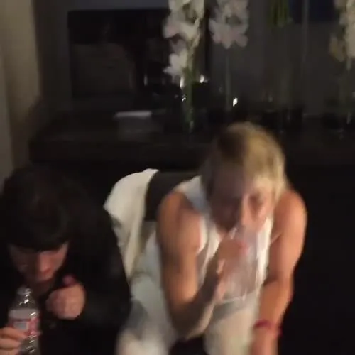 Kaley Cuoco - Video