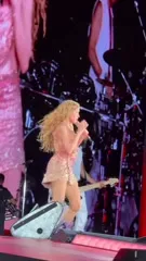 Shakira - Video
