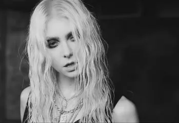 Taylor Momsen - Video #344667