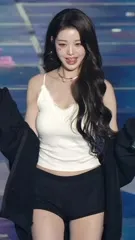 Jang Won-young / 장원영 WONYOUNG - Video #396903