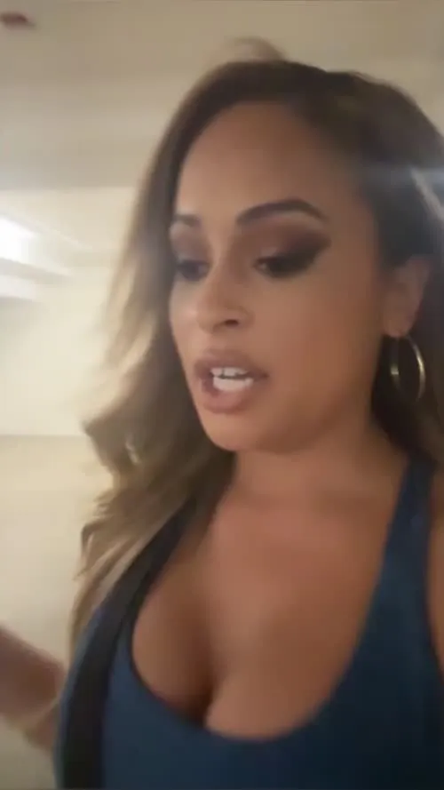 Kayla Braxton - Video
