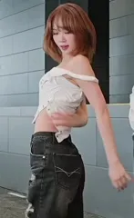 Kim Chaewon 김채원 [Le Sserafim] - Video #123172