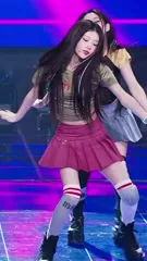 Sakai Moka - ILLIT - It-s me music bank 260529 kpo media y w3w8547WI