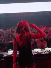Victoria De Angelis (Maneskin bassist) - Video #391789