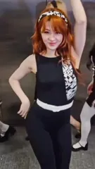 Huh Yunjin 허윤진 | LESSERAFIM - Video