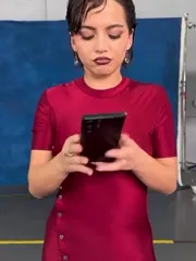 Isabela Merced - Video