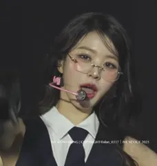 Jang Won-young / 장원영 WONYOUNG - Video