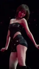 Kim Chaewon 김채원 [Le Sserafim] - Video #151388